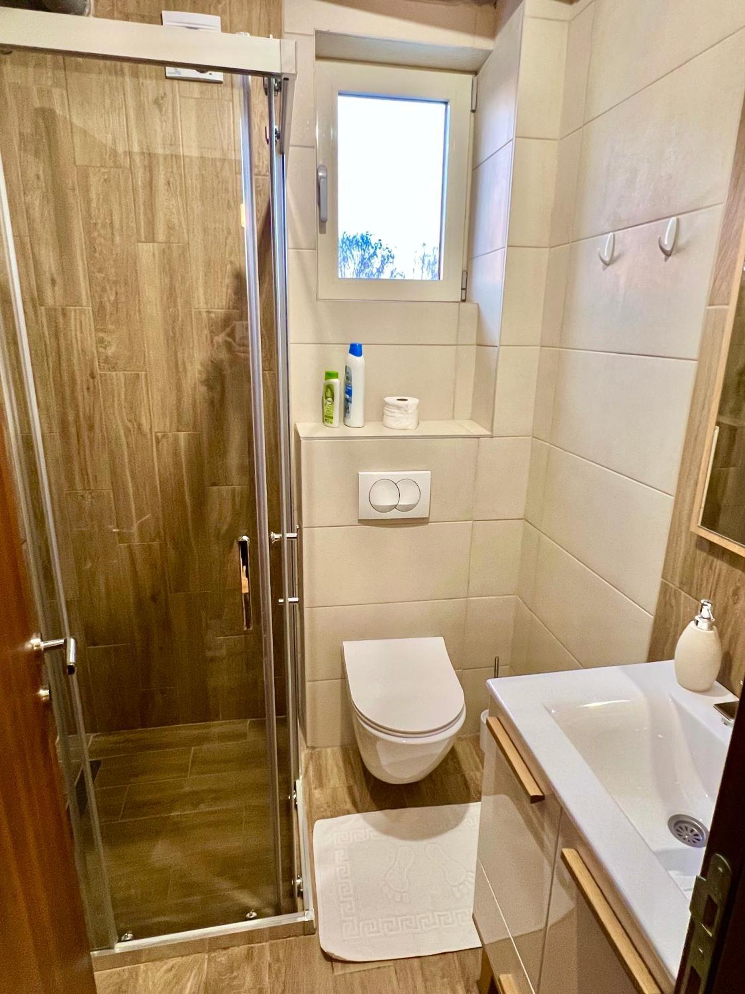 Roomsapartments Popcourt Pančevo Buitenkant foto
